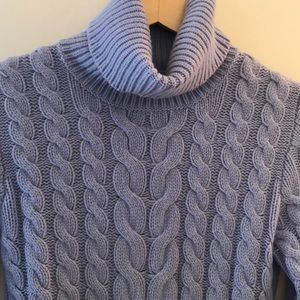 Banana Republic 100% cashmere turtleneck sweater